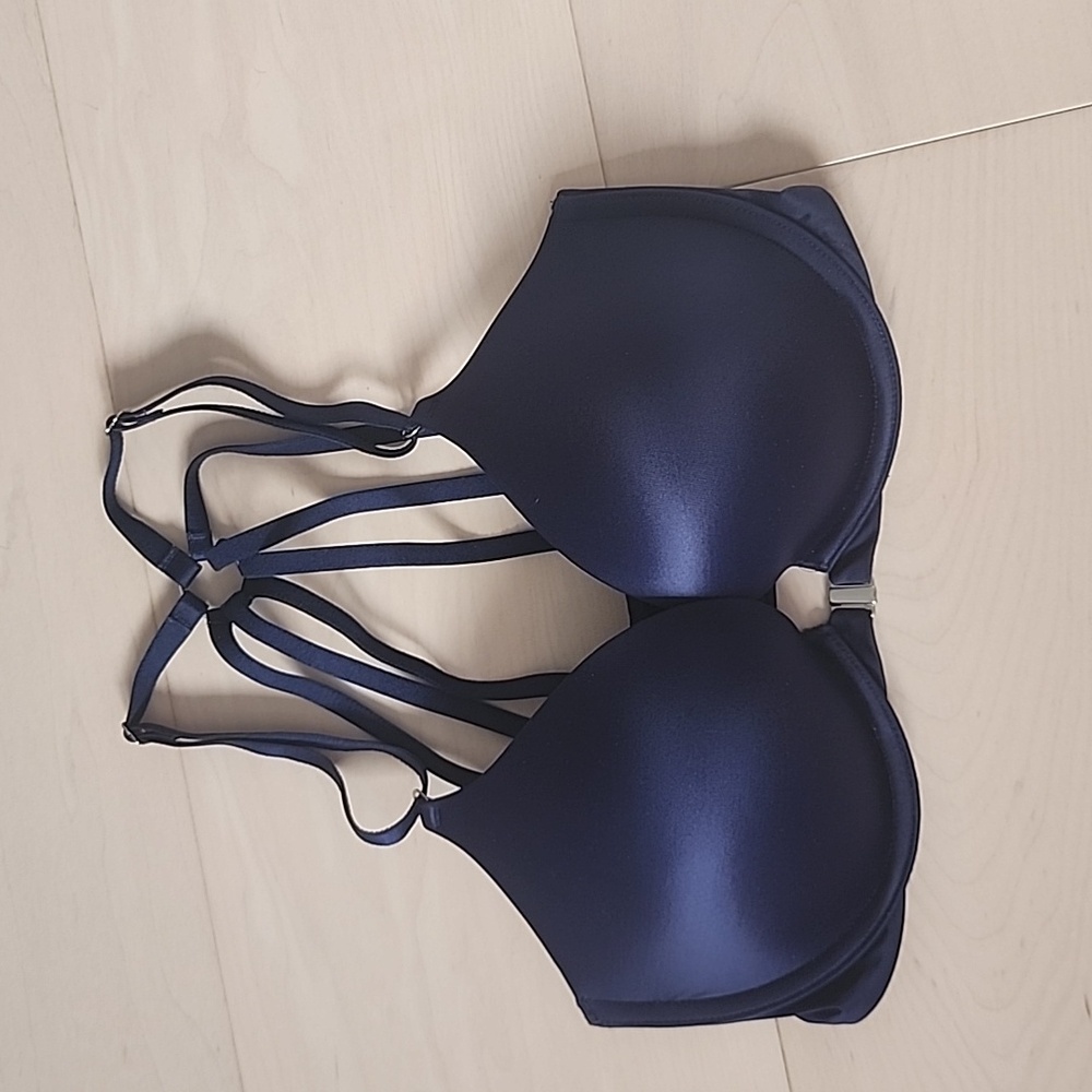 Victoria secret Very Sexy push up